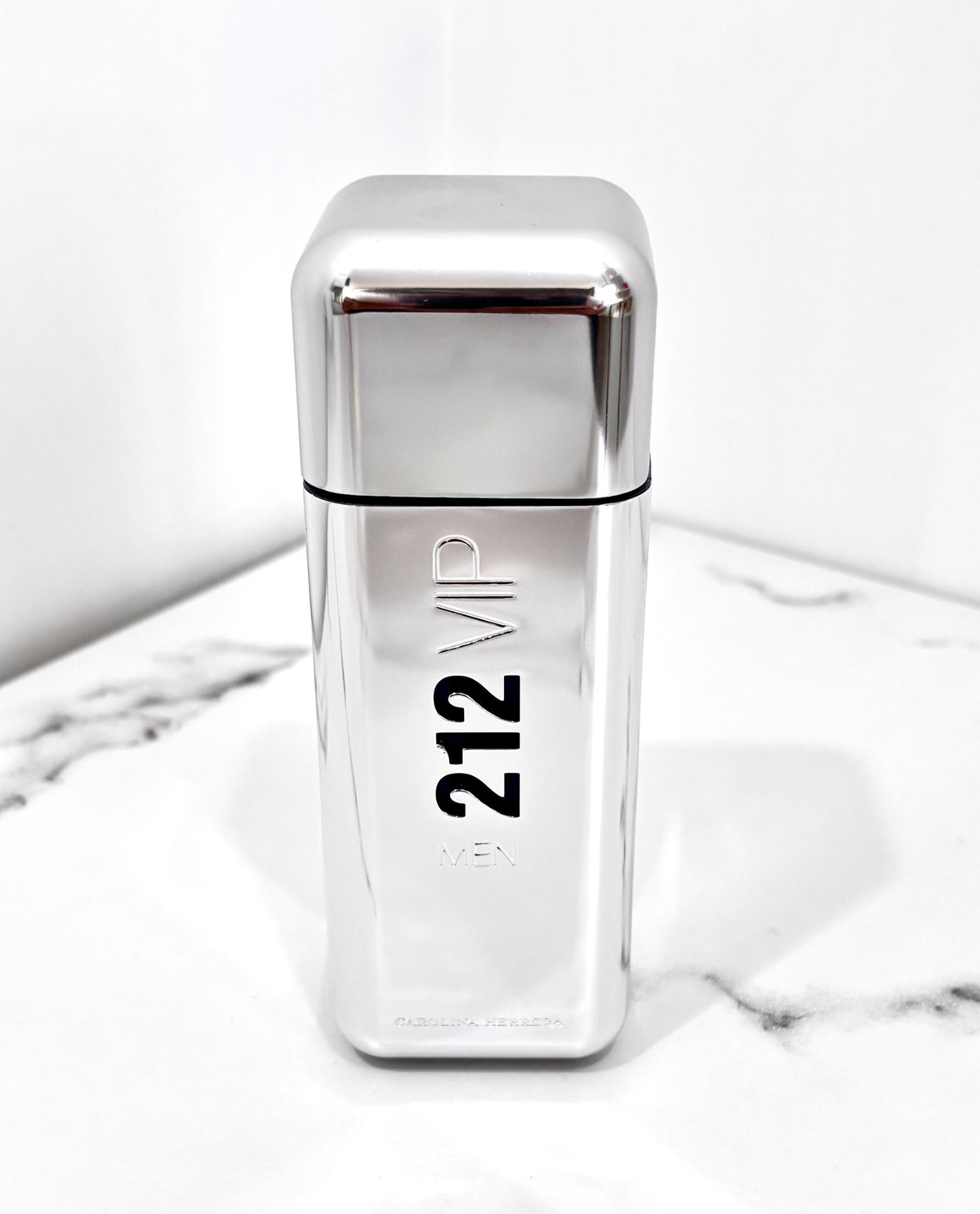 Carolina Herrera 212 VIP Men Eau de Toilette